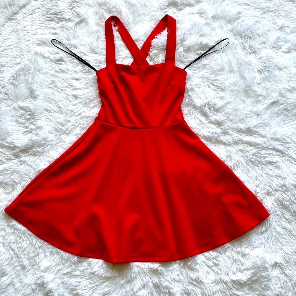 Women’s Forever 21 Crisscross Mini Red Dress Size S